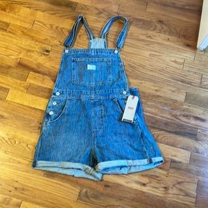 Levi’s shorts overalls